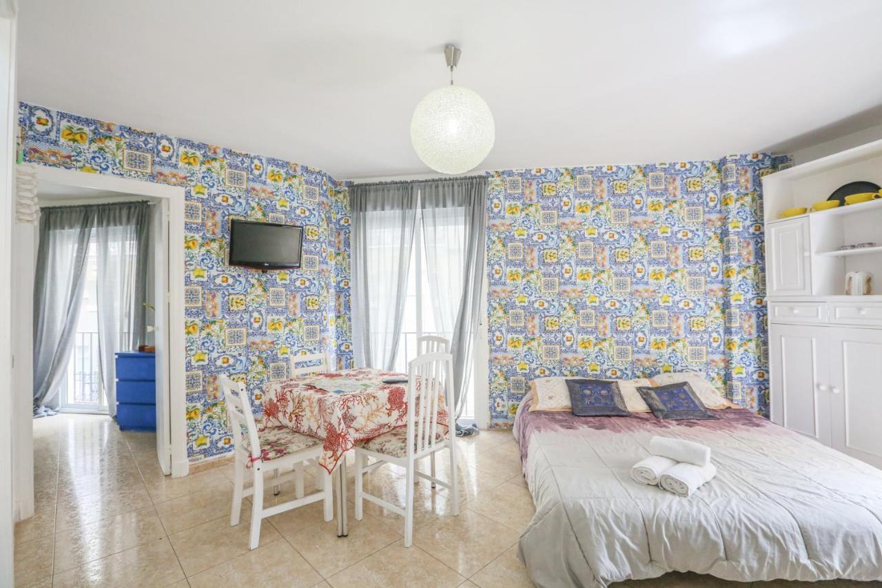 Duque Center Premium Suites, Free Parking Sevilla Exterior foto