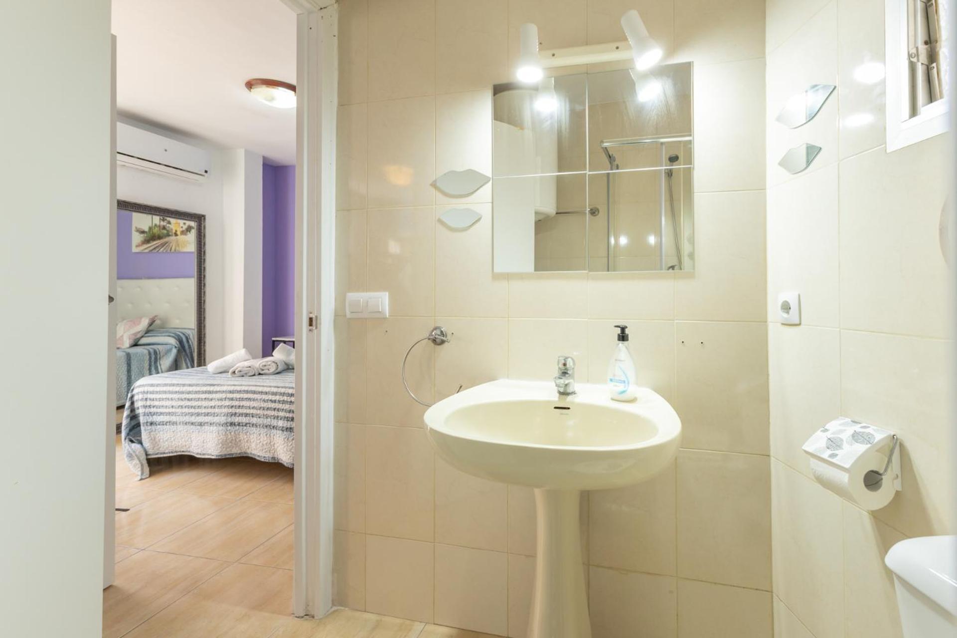 Duque Center Premium Suites, Free Parking Sevilla Exterior foto